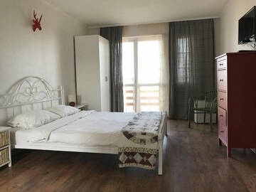 Трехместный номер «Комфорт» в Гостинице Совы